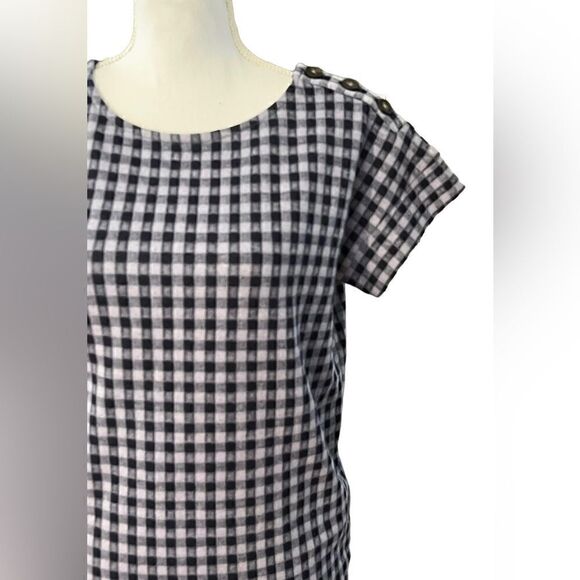 MADEWELL Gingham Knit Seersucker Button-Shoulder Top in Faded Lavender - Picture 3 of 7